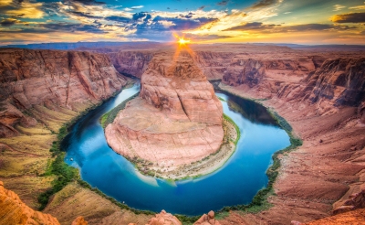 Horseshoe Bend Grand Canyon (ronnybas / stock.adobe.com)  lizenziertes Stockfoto 
License Information available under 'Proof of Image Sources'
